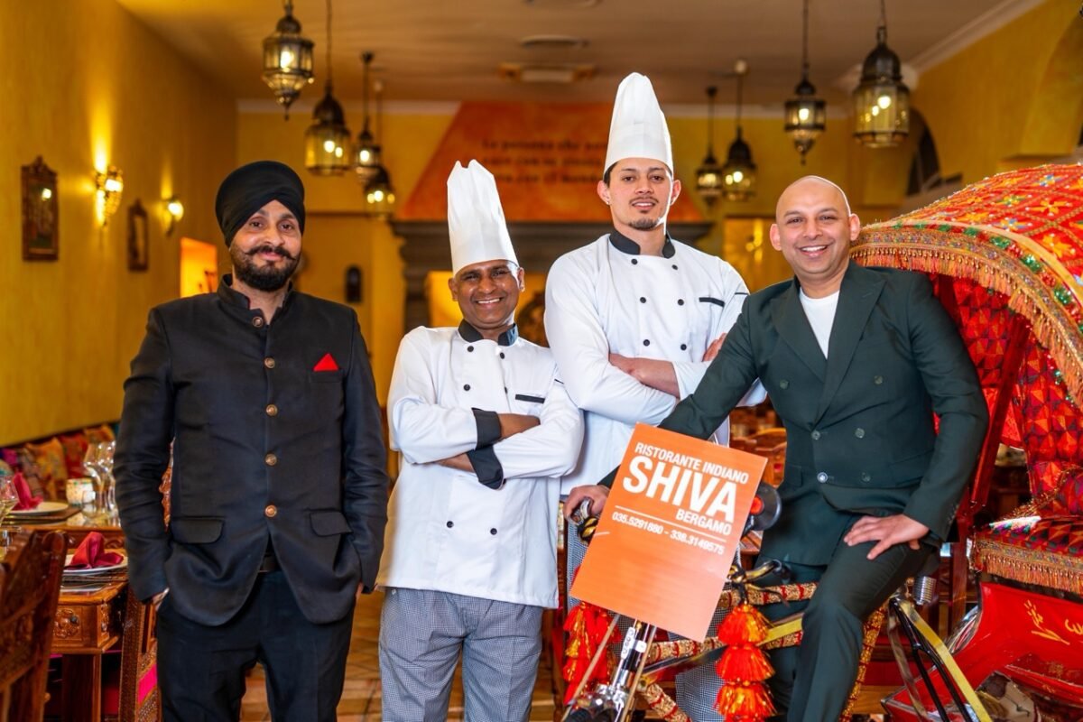 Ristorante Shiva Bergamo Staff_43